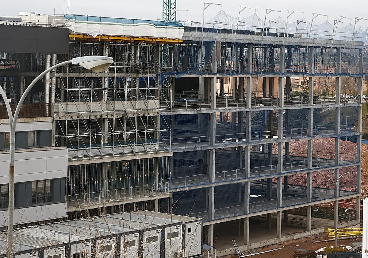 el-hospital-de-salamanca-y-el-futuro-bloque-de-consultas-ya-son-uno
